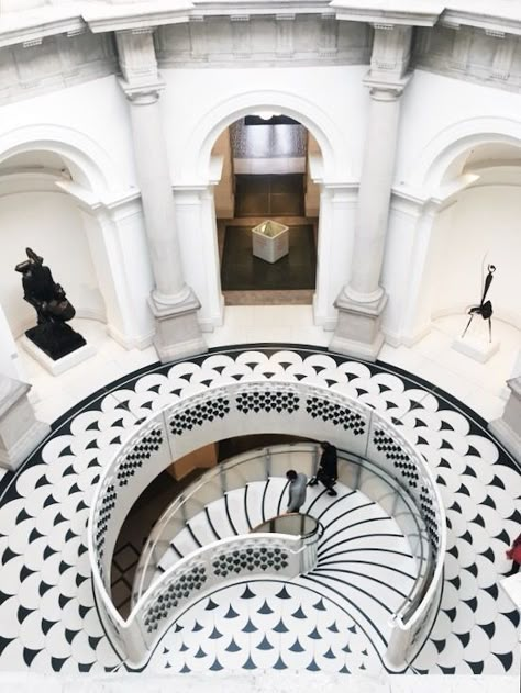 One Week In London, Round Foyer, Week In London, London England Travel, Instagram Places, London Itinerary, Neoclassical Architecture, Tate Britain, Instagram Template Design