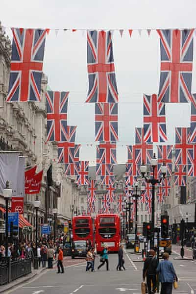 Jubilee Decorations, Rule Britannia, Regent Street, London Baby, Union Jack Flag, London Bus, Isabel Ii, England And Scotland, London Town