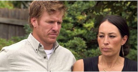 They finally confirmed why Fixer Upper had to end. | iHeartRadio Joanna Gaines Style Kitchens, Joanna Gaines Style Clothes, Joanna Gaines Baby, Fixer Upper Christmas, Fixer Upper Tv Show, Tarek And Christina, Joanne Gaines, Rehome Dog, Magnolia Fixer Upper