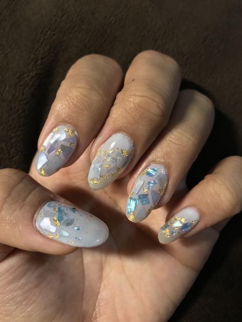 Dusty Blue Nails Acrylic Designs, Seashell Encapsulated Nails, Nail Art Shell Flake, Nail Flake Designs, Shell Flakes Nails, Nails With Shell Flakes, Dusty Blue Nails Wedding, Dusty Blue Nails With Design, Dusty Blue Wedding Nails