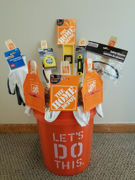 Home Depot gift card idea Gift Card Themed Basket, Home Depot Basket Gift, Guys Raffle Basket Ideas, Home Depot Gift Card Ideas, Inexpensive Silent Auction Gift Basket Ideas, Tool Raffle Basket Ideas, Home Improvement Gift Basket, Stag Raffle Baskets, House Warming Gift Card Ideas