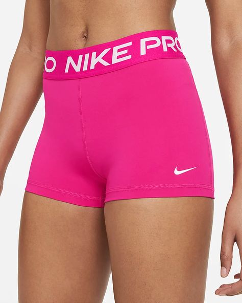 Nike Pro Pink, Hot Pink Nike Pro Shorts, Hot Pink Nike Pros, Cute Everyday Outfits Summer Casual, Birthday Wishlist Clothes, Hot Pink Things, Nike Rosa, Pink Nike Pros, Nike Spandex