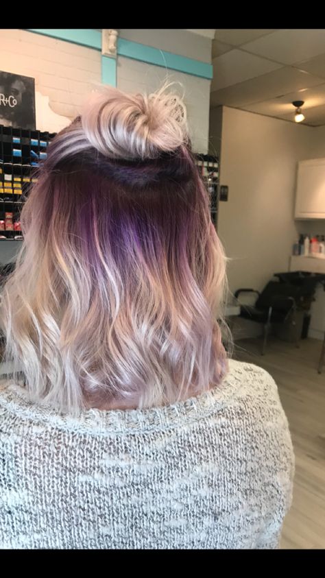 Ashy Blonde With Purple, Purple And Blonde Ombre Hair, Blond Hair With Highlights Short, Plum Blonde Balayage, Grey Purple Blonde Hair, Purple And Blonde Balayage, Purple And Blonde Short Hair, Platinum Blonde Hair With Purple Streaks, Blonde Balayage With Purple Peekaboos