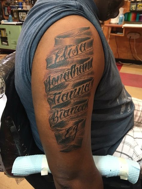 Scroll Tattoo, Grandchildren Tattoos, Family Name Tattoos, Clock And Rose Tattoo, Scroll Tattoos, Family Tattoos For Men, Mama Tattoo, Tattoos With Kids Names, Wing Tattoo