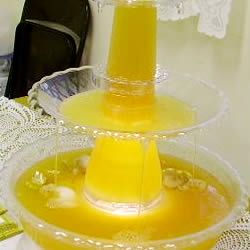 Golden Wedding Punch Recipe ~ This is a wonderful, refreshing drink that can be used for receptions, parties or even holiday get-togethers. This is decidedly different from your usual punch... orange juice concentrate, pineapple juice, lemon juice, sugar. water Yellow Party Punch, Wedding Punch Recipes, Luau Punch, Juice Punch, Wedding Punch, Hawaiian Drinks, Zucchini Enchiladas, Party Punches, 50th Wedding Anniversary Ideas