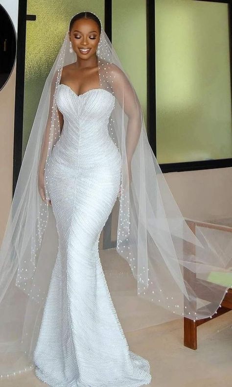 White Bridal Dress, Latest Wedding Gowns, Elegant Wedding Gown, Mermaid Wedding Gown, Plain Wedding Dress, Beaded Mermaid, Wedding Dress Bustle, Gown Elegant, African Bride