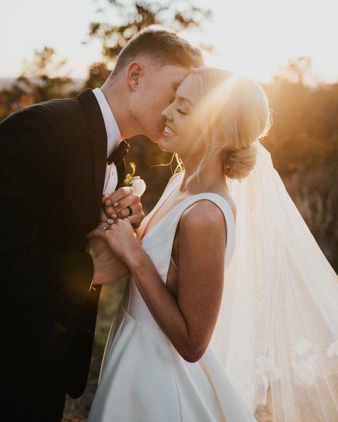 Emily Hancock on Instagram: “What. A. Year. & what a privilege it is to be your wife, William Hancock! Here’s to being wherever you are for all the years to come.…” Clo Crepe, Kisses For The Mrs, Wedding Hacienda, Wedding Photo List, Jenny Yoo Collection, Sunset Wedding Photos, Wedding Portrait Poses, Golden Hour Photography, Wedding Details Photography