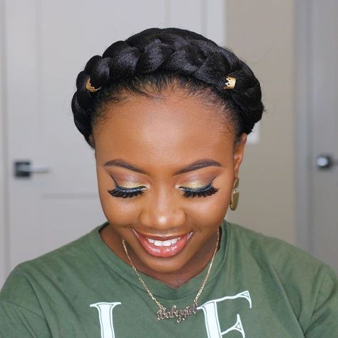 50 Jaw-Dropping Braided Hairstyles to Try in 2020 - Hair Adviser Kepang Dua, Braiding Ideas, Black Hair Bun, French Braid Updo, Braided Crown Hairstyles, Hairstyles For Black Hair, Bob Braids, Braided Bun Hairstyles, Pelo Afro