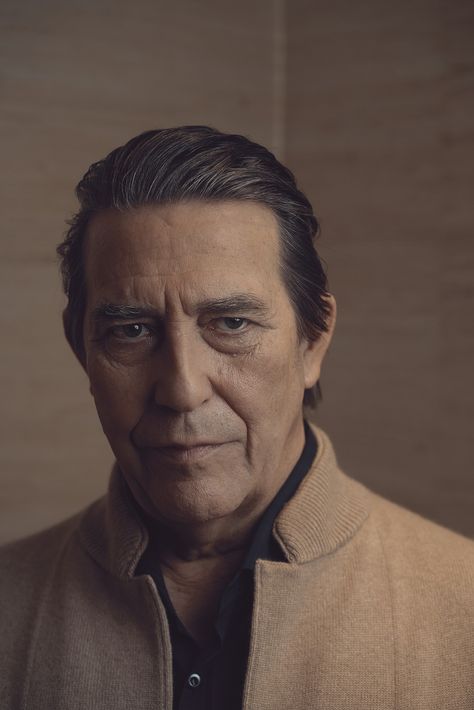 Ciarán Hinds taps his own memories to play 'Belfast's' Pop - Los Angeles Times Ciarán Hinds, Ciaran Hinds, English People, Nuclear Winter, Thomas Anderson, Royal Shakespeare Company, Kenneth Branagh, Impossible Dream, Dramatic Arts