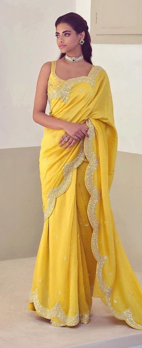 Scalloped Sarees We Are Loving! Mango Yellow Saree, Yellow Saree For Haldi, Embroidered Saree Blouse, Mango Yellow, Haldi Outfits, Indian Look, Yellow Saree, Embroidered Saree, Designer Saree Blouse Patterns