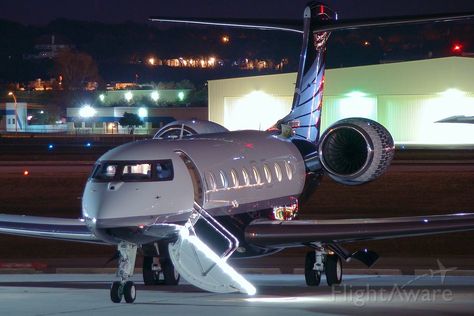 Photo of Gulfstream G650 (N1KE) ✈ FlightAware Jets Privés De Luxe, Gulfstream Aerospace, Private Jet Plane, Gulfstream G650, Jet Privé, Luxury Jets, Private Flights, Fly Emirates, Luxury Private Jets