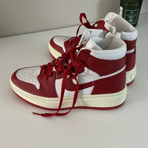 Nike Platform Jordans In Varsity Red Basically Brand New! Probably Worn Once! Red Nike Aesthetic, Platform Jordans, Jordan Platform, White And Red Shoes, Nike Red Shoes, Cutout Clothes, Nike Platform, Air Jordan 1 Elevate High, Red Air Jordan 1