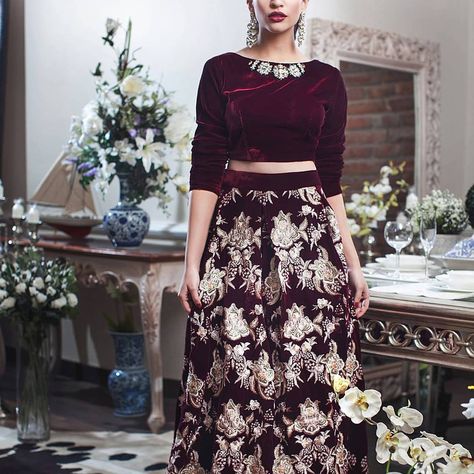 5 Likes, 1 Comments - BeingClassy online boutique (@beingclassy_onlineboutique) on Instagram: “inbox for order. #event#lehnga#choli#perfect#look” Velvet Crop Top Lehenga, Top Designs For Lehenga, Crop Top Designs For Lehenga, Velvet Lehenga Blouse, Velvet Blouse Design, Crop Top Lehenga, Velvet Lehenga, Pakistani Party Wear, Lehenga Blouse Designs