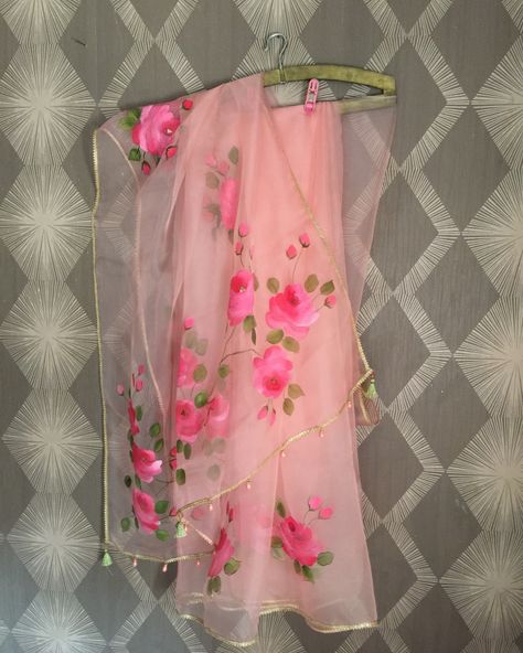 🌻LUXE LOVE OF ROSES SAREE 🌻Step into elegance with our pure organza silk saree handpainted with roses & embellished with gold sequins on roses & pearls n tassels on the pallu, making it a masterpiece of beauty & luxury. 🌻Can be customised as per your choice of color, fabric & price preferences. 🌻To place an order DM us on Instagram or watsapp at 9872801251. ( fabric painting, textile painting, handpainted saree, handpainted sarees, handpainted dupatta, fabric paintings ) #fabricpainting ... Paint On Dupatta, Handpainted Dupattas, Textile Painting, Organza Silk Saree, Traditional Indian Outfits, Painting Designs, Organza Dupatta, Organza Saree, Gold Sequins