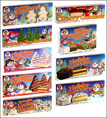 Little Debbie seasonal cakes. Lil Debbie Snacks, Seasonal Cakes, Little Debbie Snack Cakes, Lil Debbie, Xmas Cakes, Debbie Snacks, American Snacks, Snack Cakes, Instant Breakfast