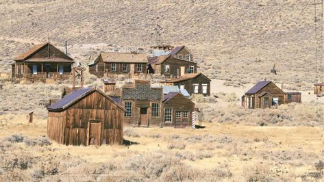 Visit These 22 Creepy Ghost Towns In The U.S. At Your Own Risk Ghost Towns Usa, Ghost Towns Of America, Creepy Ghost, Ghost Town, A Town, Telling Stories, Desert Landscaping, Ghost Towns, The Quiet