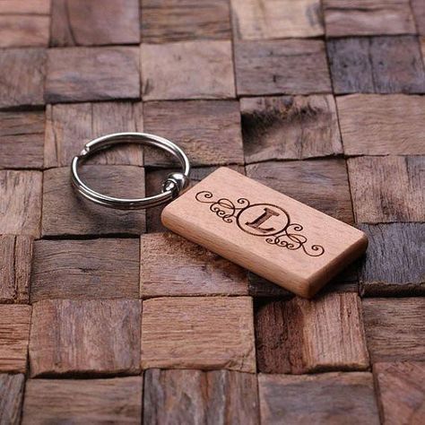 Personalised Wooden Gifts, Wood Monogram, Woodburning Projects, Laser Engraved Ideas, Wood Keychain, Wooden Keychain, Wood Burning Crafts, Keychain Fob, Wood Burning Patterns