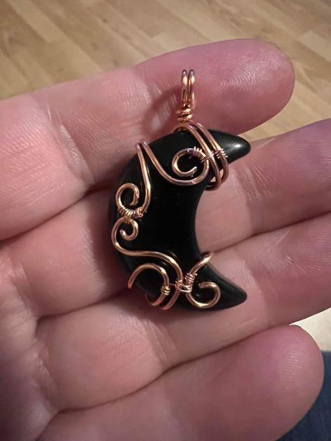 Wire Wrapped Pentagram, Crescent Moon Wire Wrap, Moon Wire Wrapped Pendant, Moon Wire Wrap, Crystal Wrapping, Wire Wrapping Beads, Wire Wrapped Moon, Metal Bender, Wire Jewelry Patterns