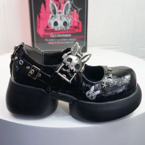 Studs Crack Black Platform Mary Janes with Skeleton Rabbit Buckles Gothic Mary Janes, Goth Shoes, Punk Shoes, Dr Shoes, Hair Things, Funky Shoes, Fashion Articles, Platform Mary Janes, Swag Shoes