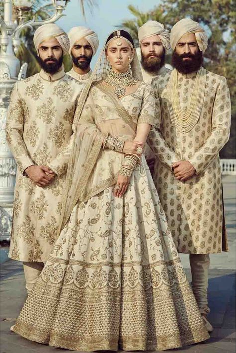 #Simple #Choli #Wedding #Cotton #Bridal #BlouseDesigns #DIY #Saree #Bridesmaid #Sabyasachi #Jacket #Pastel #Pattern #Sangeet #White #Silk #Banarasi #Skirt #Black #MirrorWork #OffShoulder #Red #AnitaDongre #Brocade #Blue #ForTeens #DeepikaPadukone #Green #Cape #Mehendi #Anarkali #AnushreeReddy #Yellow #SonamKapoor #Grey #Peach #Maroon #Pink #Modern #Indian #Floral #ForGirls #Pakistani #2017 #Reception #ManishMalhotra #Lace #Party #AliaBhatt Indian Wedding Attire, Orang India, Pengantin India, White Lehenga, Sabyasachi Lehenga, Bollywood Lehenga, Indian Bridal Wear, Party Wear Lehenga, Indian Bridal Outfits