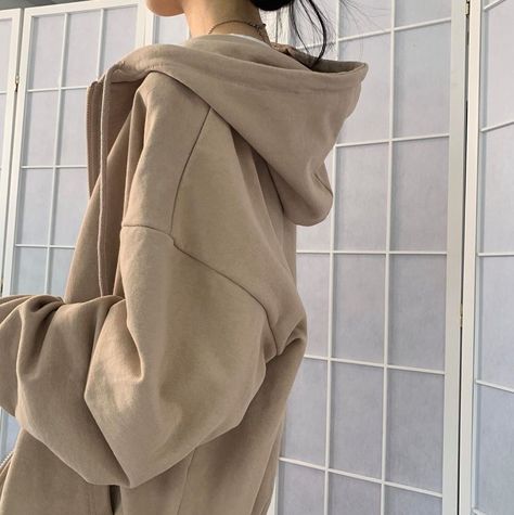 Kfashion Ulzzang, Mode Ulzzang, Tokyo Street Fashion, Cream Aesthetic, Minimalistic Style, Mode Kpop, Minimal Aesthetic, Korean Aesthetic, Beige Aesthetic