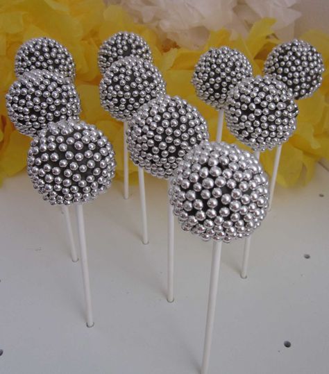 Disco Ball Cake Pops, Disco Ideas, Festa Rock Roll, Disco Prom, Disco Ball Cake, Disco Cake, Disco Theme Party, 70s Party Theme, 70s Theme Party