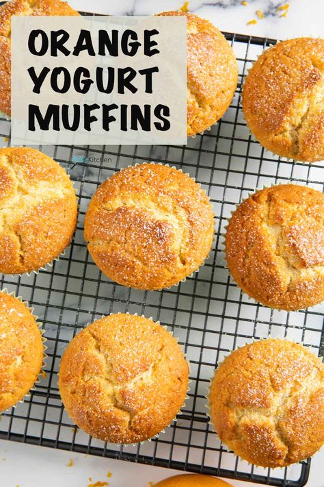 These Orange Yogurt Muffins with oil are excellent for breakfast or snacks! Soft and deliciously 'orangey' in every bite, you'll surely reach for another piece! Orange Yogurt Muffins, Muffins Recipes With Yogurt, Yoghurt Muffins Recipe, Orange Muffins Recipes, Muffins With Oil, Orange Muffins Healthy, Muffins Yogurt, Muffins With Yogurt, Yoghurt Muffins