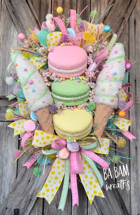 Ice Cream Wreath, Cream Door, Ice Cream Decor, Candy Decorations Diy, Ice Cream Decorations, Candy Christmas Tree, Deco Mesh Wreaths Diy, Cream Decor, Vibrant Florals