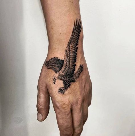 Bird Hand Tattoo, Small Eagle Tattoo, Meaningful Tattoos For Men, Hawk Tattoo, Native Tattoos, Armband Tattoos, Knuckle Tattoos, Palm Tattoos, Men Tattoos Arm Sleeve