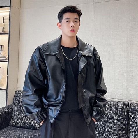 Size (cm) M L XL 2XL Length 63 64 65 66 Chest 146 150 154 158 Shoulder 61 62 63 64 Model Information: Height: 179 cm Weight: 60 kg Streets Of Seoul, Cropped Faux Leather Jacket, Minimal Streetwear, Long Coat Men, Winter Leather Jackets, Winter Fashion Jackets, Korean Fashion Outfits, Long Leather Coat, Pu Leather Jacket