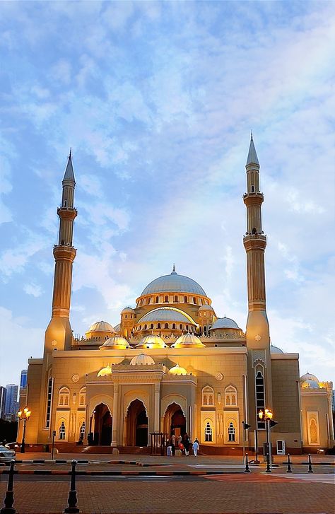 Turkey Masjid, Family Shayari, Beautiful Masjid, Islamic Beauty, 480x800 Wallpaper, Mosque Design, Qur'an Photography, Floral Wallpaper Phone, Pray Quotes