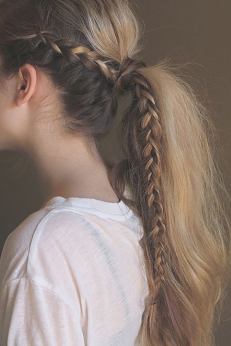 hidden french braid pony Cool Easy Hairstyles, Long Length Hair, No Heat Hairstyles, 짧은 머리, Braided Ponytail, Gwyneth Paltrow, Charlize Theron, Heidi Klum, Cara Delevingne