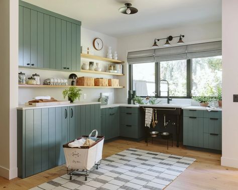 My Brother's River House Mudroom Reveal - A Fantasy Utility Room For The Whole Family - Emily Henderson House Mudroom, Fun Rug, Em Henderson, Huge Closet, Coat Storage, Entryway Inspiration, Mudroom Design, Big River, Entry Tables