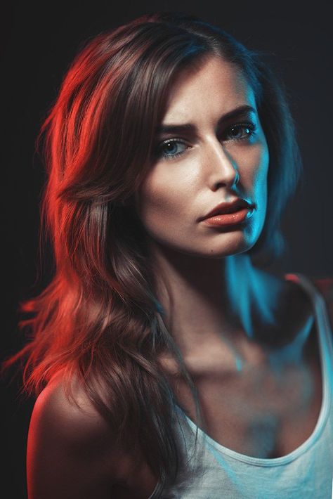 Rebecca, photographed by Grzegorz Biermanski Gel Photography, Grunge Ideas, Colour Gel Photography, Inspo Hair, Nikon D800, Portrait Lighting, Photographie Inspo, Makeup Eyes, Beauty Portrait