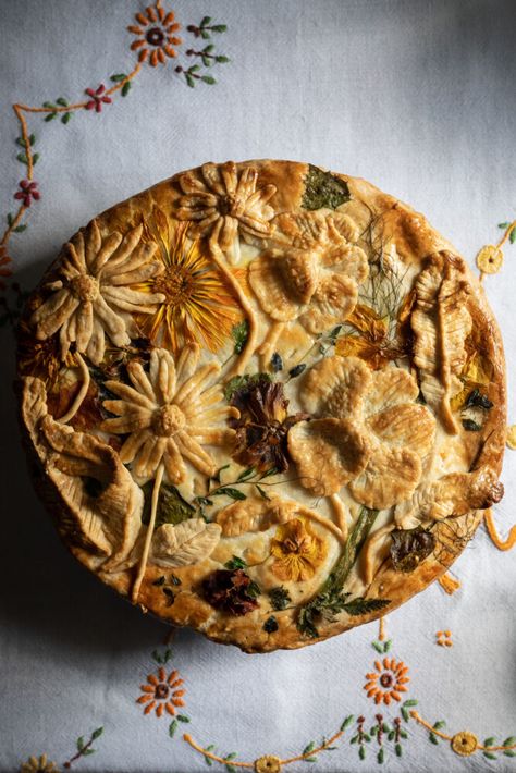 Short Crust Pastry, Baked Pie, Leek And Potato, Recipes Yummy, Potato Recipe, Beautiful Food, Leeks, Pretty Food, The Flowers