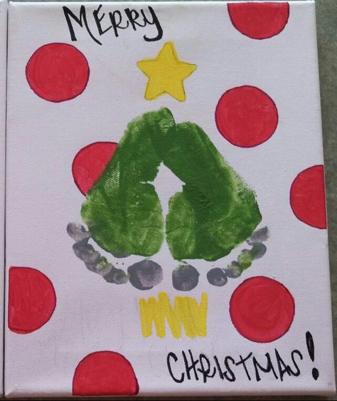 Kids Christmas Craft First Christmas Crafts, Christmas Tree Footprint, Christmas Tree Footprints, Mistletoe Craft, Mistletoes Footprint Craft, Christmas Footprint Crafts, Christmas Footprint, Baby Christmas Crafts, Mistletoe Christmas