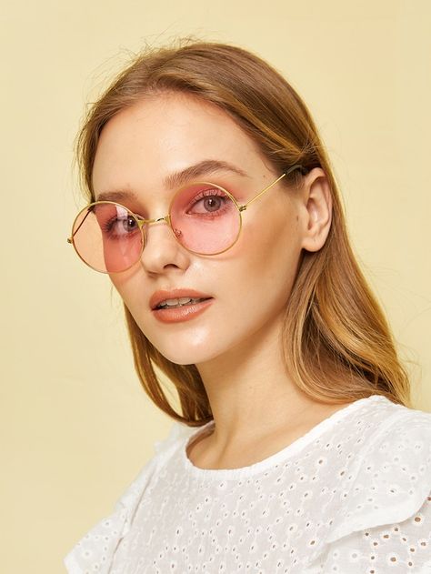 Round Frame Tinted Sunglasses | SHEIN Tinted Glasses Aesthetic, Glasses Aesthetic, Round Lens Sunglasses, Latest Sunglasses, Pink Glasses, Tinted Glasses, Rose Colored Glasses, Hippie Vibes, Heart Face Shape