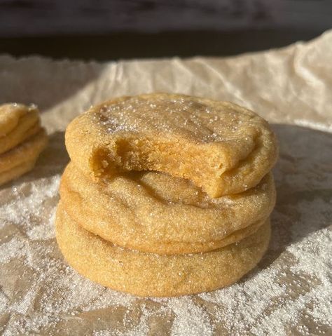 #follow #cookies #foodie #foodporn #food #dessert #blogging #blogger #blog Vegan Browned Butter, Gooey Cookies Recipes, Natural Baking Recipes, Baked Good Gift Ideas, Vegan Brown Butter Cookies, Brown Butter Brown Sugar Cookies, Cookie Recipes Brown Butter, Brown Sugar Sugar Cookies, Brown Butter Recipes Baking