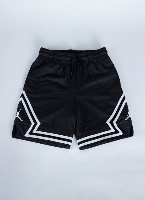 Air Jordan Diamond, Basketball Shorts Outfit, Fame Clothes, Womens Basketball Shorts, Red Rat, Diamond Shorts, Drip Outfit Men, Basketball Clothes, Fire Fits