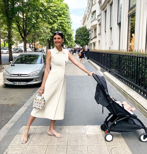 Giovanna  Engelbert on Instagram: “It’s Couture baby @dior” Summer Chic Outfit, Classic Wardrobe Pieces, Elegant Styling, The Sartorialist, 2020 Style, Baby Dior, Izabel Goulart, London Fashion Weeks, Giovanna Battaglia