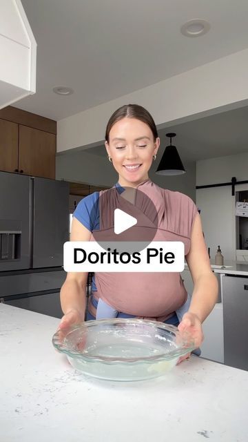 Izzy Wherry on Instagram: "Doritos pie RECIPE :
- in  a greased pie pan spread out a tube of crescent roll dough to form the pie crust
-cook and drain 1 lb of ground beef
-season with taco seasoning 
-add the taco meat to the top of the crescent dough 
-spread 1 c of sour cream on top 
*add 1/2 c of salsa to sour cream
- next spread 1c of shredded cheese
- Top with crushed Doritos (late July is a great alternative ) 
- Drizzle 2 tbls of melted butter on top 
- Cook 350 degrees for 30 mins 
ENJOY 🫶🏻

#easyrecipes #reels #mealideas #dinnerideas #busymom #simplecooking" Dorito Pie Crescent Rolls, Doritos Pie, Dorito Pie Recipe, Rolled Tacos Recipe, Top Cook, Ground Beef Seasoning, Taco Pie, Crescent Roll Recipes, Crescent Dough