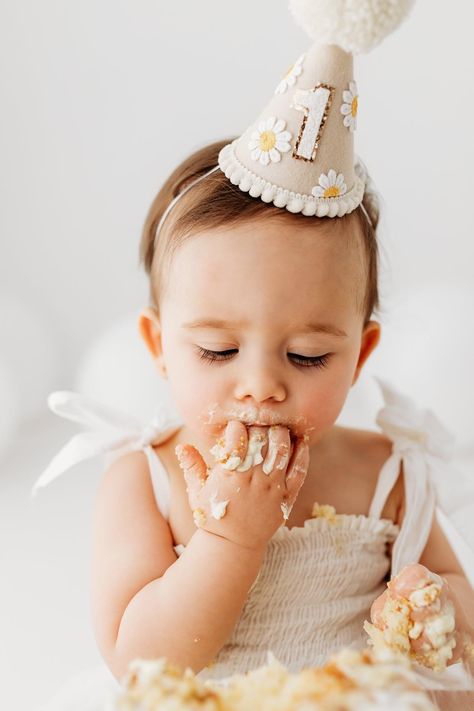 1st Birthday Cake Photoshoot, 1 Yo Photoshoot, Cake Smash Birthday Photo Shoot, 1st Year Birthday Photoshoot, First Birthday Cake Photoshoot, 1st Birthday Party Photography, 1 St Birthday Photoshoot, 1st Birthday Party Photoshoot, 1year Baby Photoshoot Ideas