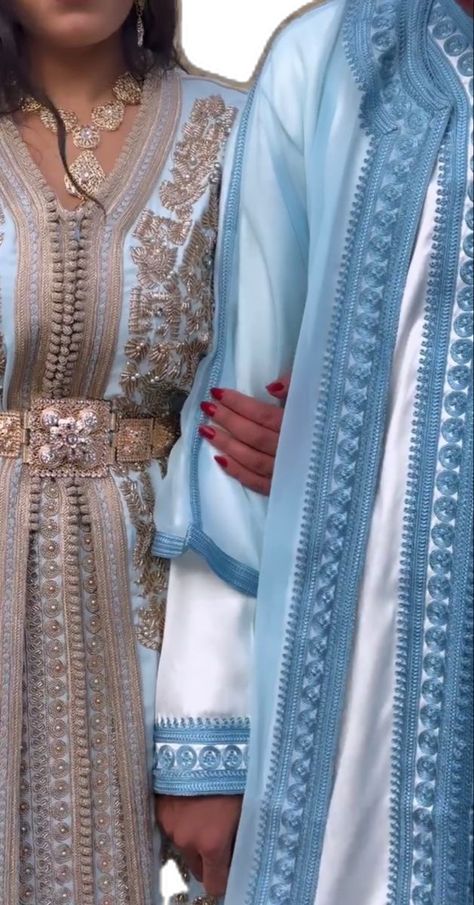 Morrocan Algerian couple wedding day caftan tashkita gandoura Moroccan Wedding Aesthetic, Morocco Wedding Dress, Arab Wedding Dress, Traditional Moroccan Wedding, Moroccan Weddings, Moroccan Wedding Dress, Morocco Wedding, Aesthetic Dress Outfit, Morrocan Fashion