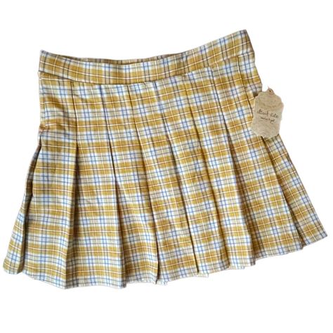 Yellow plaid skirt outfit