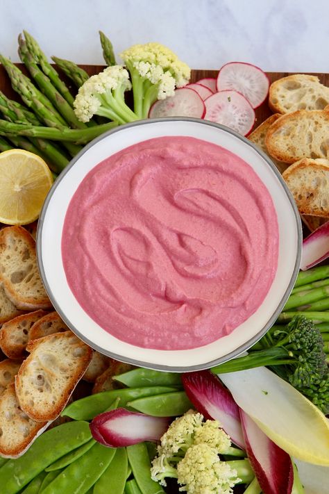 Whipped Beet Ricotta Beet Dip, Ricotta Dip, Dinner Party Appetizers, Festive Appetizers, Ricotta Recipes, Delicious Appetizer Recipes, Veggie Dip, Spring Vegetables, Roasted Beets