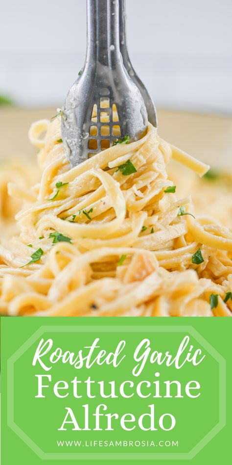 Garlic Fettuccine, Fettuccine Sauce, Fettucini Alfredo, Homemade Pasta Recipe, Fettuccine Alfredo Recipes, Italian Pasta Recipes, Cream Butter, Fettuccine Alfredo, Spinach Stuffed Chicken