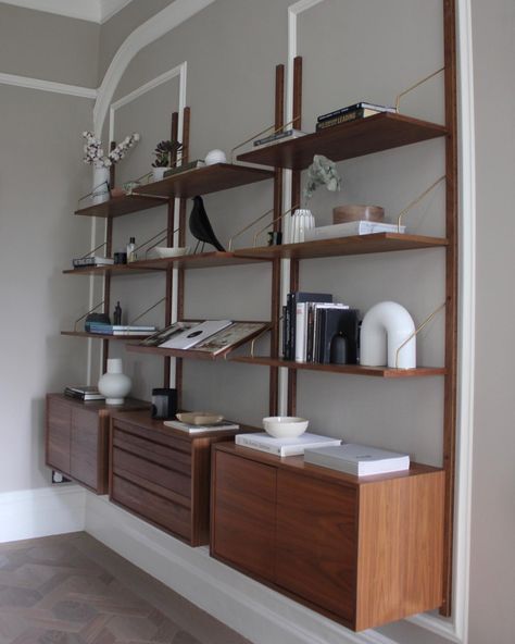 Royal System Shelving, String Regal, Styling Shelves, Coffee Corner, Wall Unit, Sitting Room, Design Furniture, Interior Design Inspiration, Shelving Unit