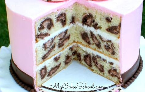 Leopard Print Baby Shower- Pattern on the Inside!- Video Tutorial - My Cake School Pretty Birthday Cakes, Cute Birthday Cakes, Just Cakes, Food Inspo, Cute Desserts, 13th Birthday, Bean Soup, Pretty Cakes, Cute Cakes