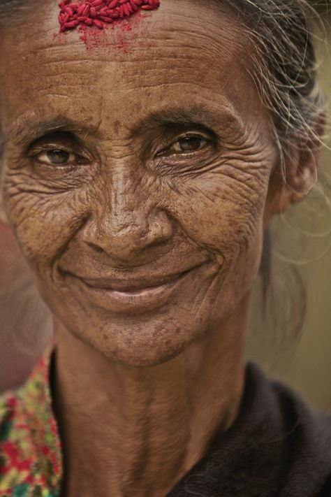 Old Faces, Ageless Beauty, Old Woman, Human Face, People Of The World, Just Smile, 인물 사진, Interesting Faces, Happy People