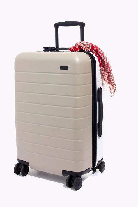 Madewell Collaborated With Away Luggage to Create Your Dream Travel Bag Luggage Aesthetic, Hard Case Luggage, Cute Luggage, Carry On Packing, Weight Watchers Recipes, Travel Clothes Women, Travel Essentials For Women, Carry On Suitcase, Suitcase Traveling